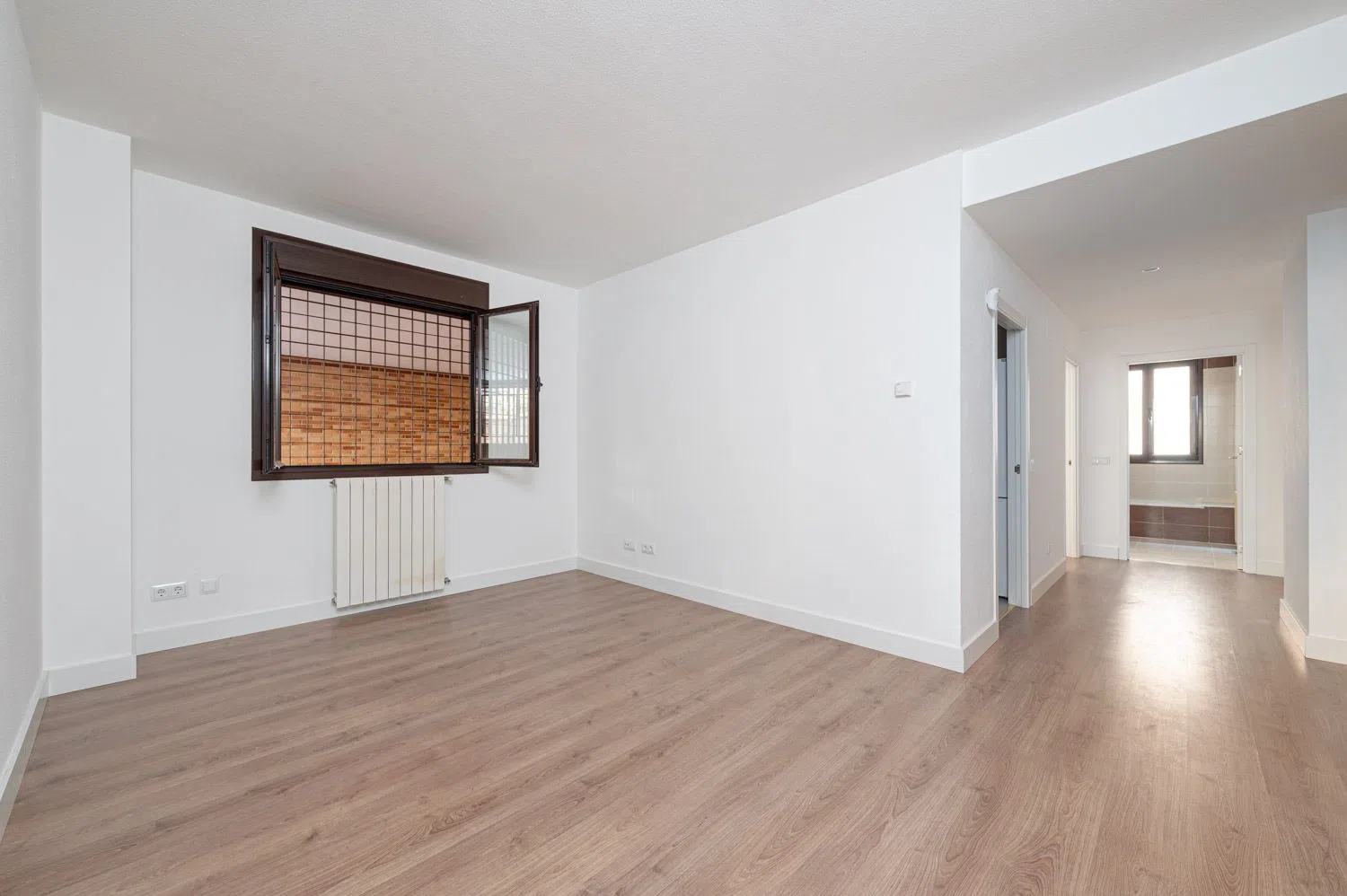 Piso en calle Ana María Matute - Foto 3