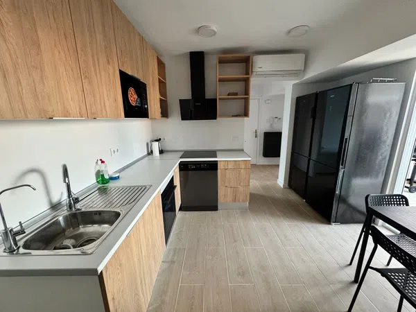 Ático en Barrio Carolinas Bajas