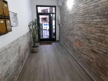 Piso en  Carrer de Josep Sangenís 46 - Foto 2