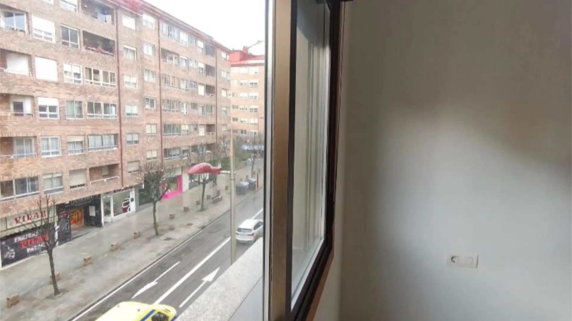 Piso en  Avenida de Castrelos 11 - Foto 18