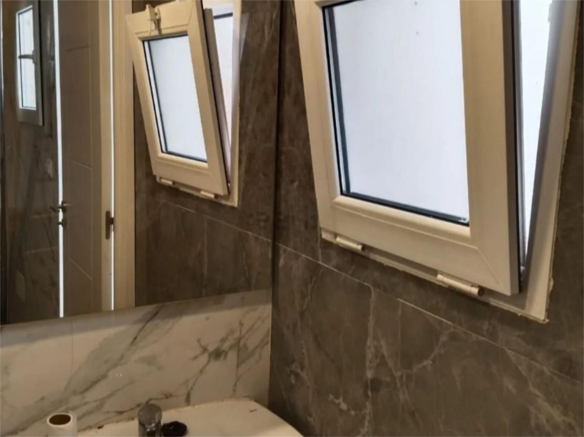 Piso en  Calle de José Serrano 10 - Foto 10