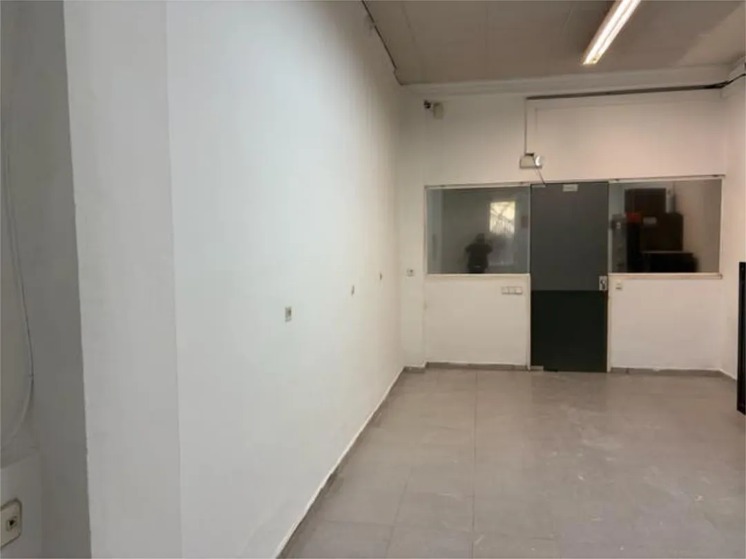 Local comercial en Centro - Foto 9