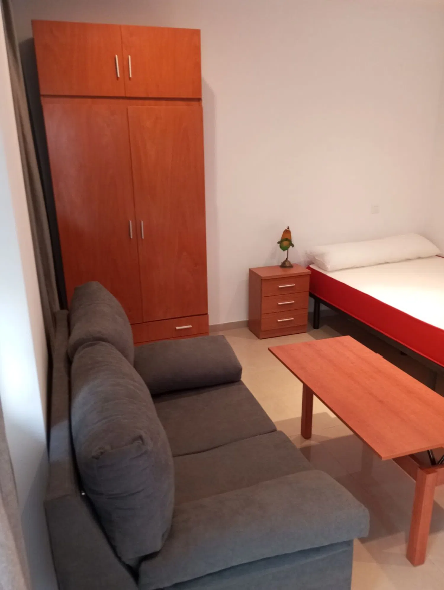 Estudio en calle Peral, 44 - Foto 2