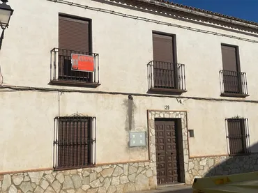 Casa adosada en  Calle San Isidro 39 - Foto 1