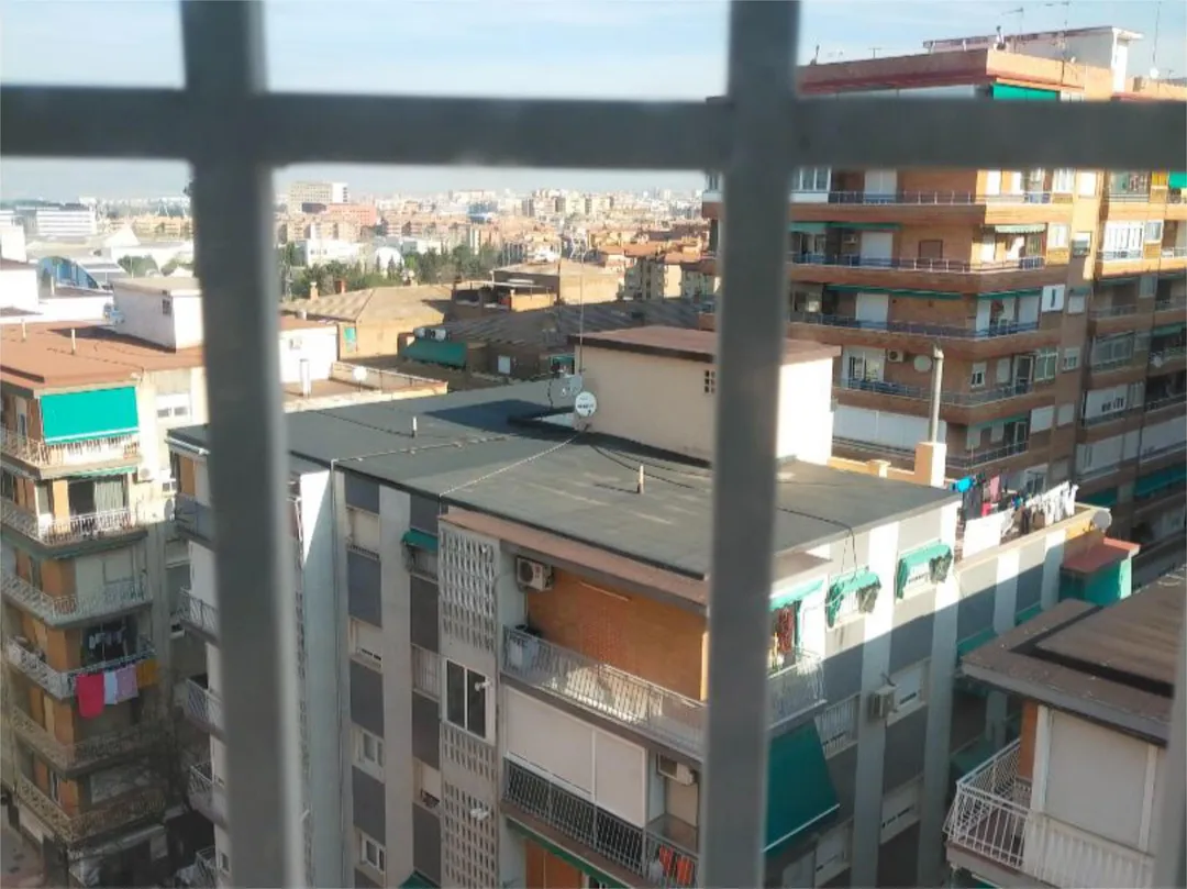 Piso en  Calle Albuñol 1 - Foto 9