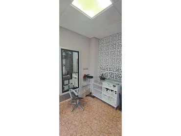 Local comercial en  Plaza Ca n´Oriac - Foto 2