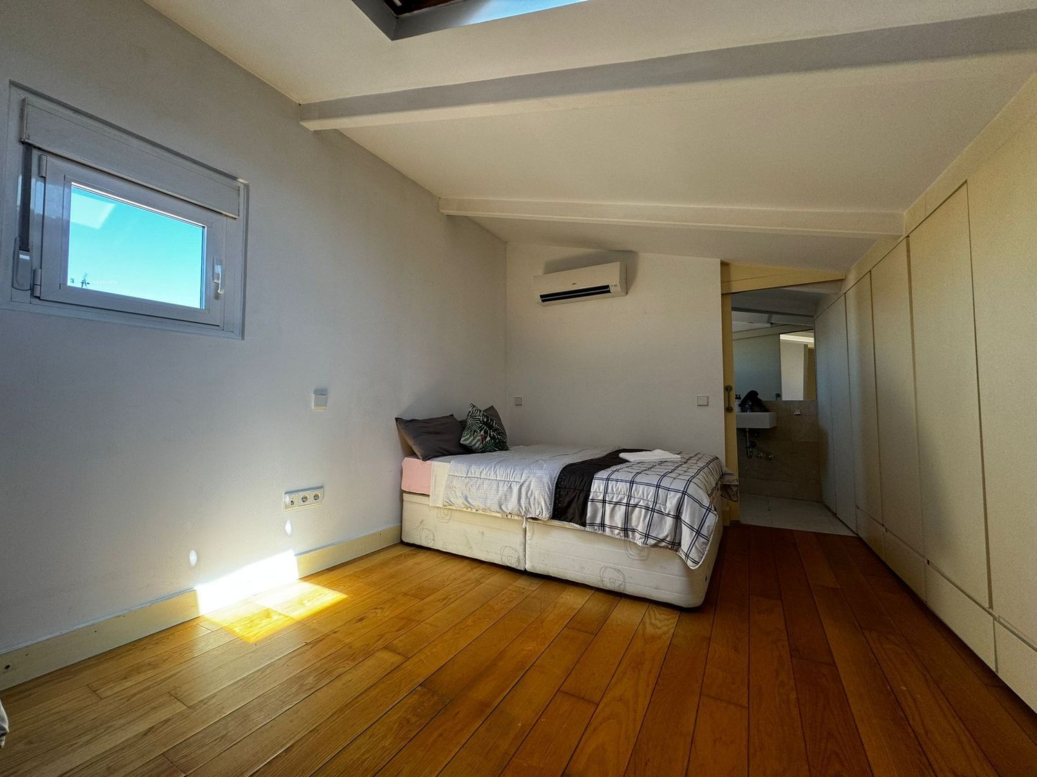Dúplex en calle hernani, 60 - Foto 1