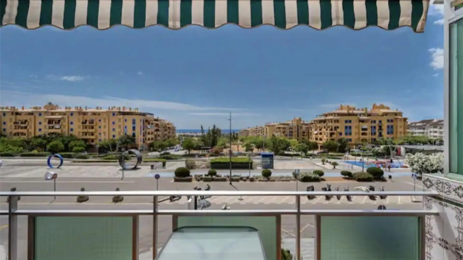 Piso en  Avenida Lope de Mena 24 - Foto 1