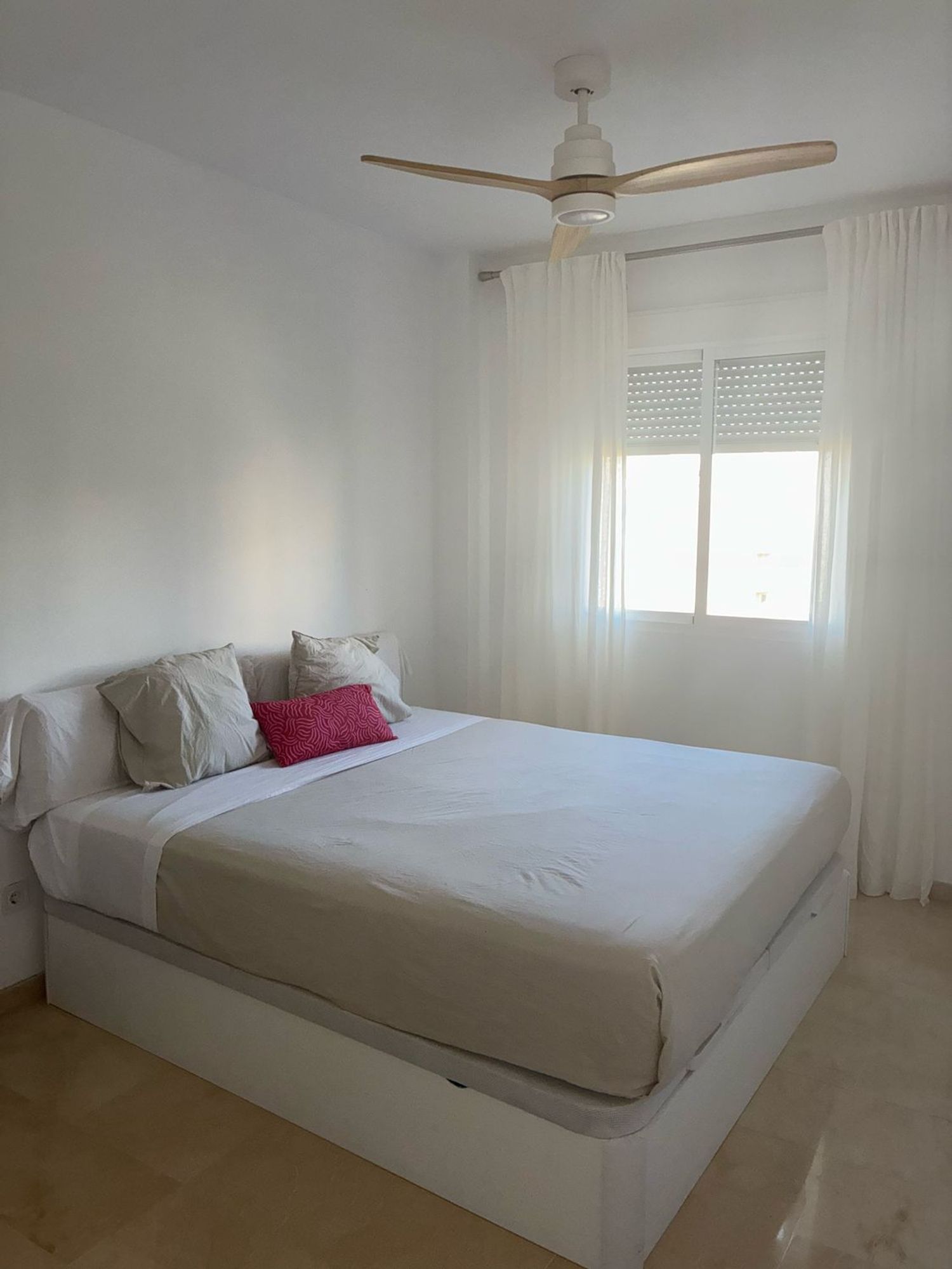 Piso en calle Arquitecto José Gómez Millán, 3 - Foto 17