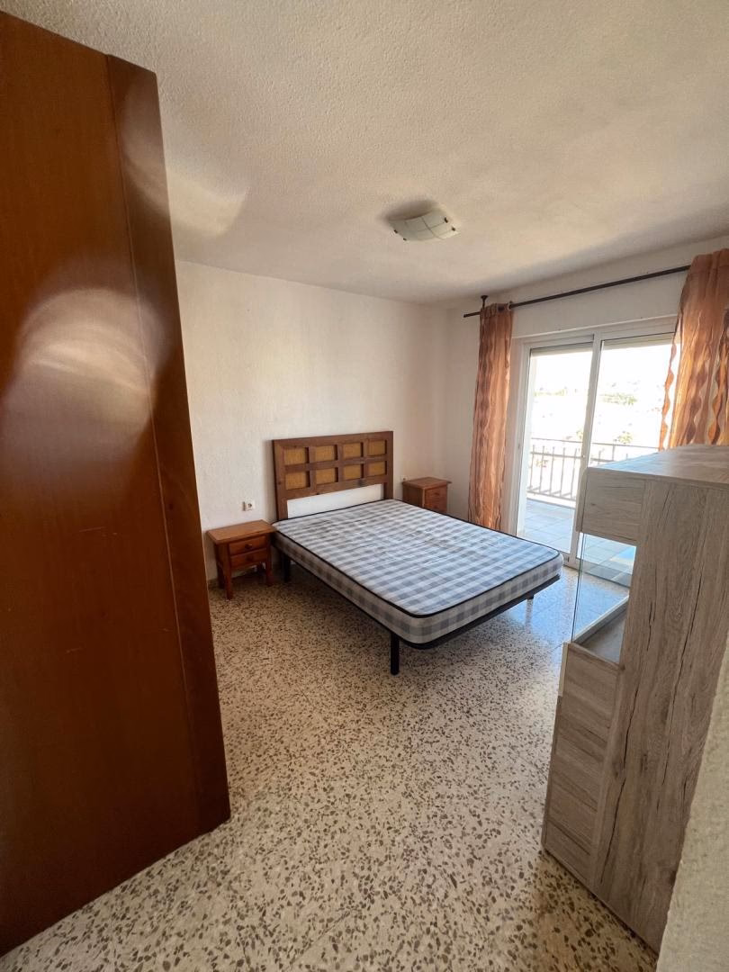 Piso en  Avenida de los Lirios Local - Foto 5