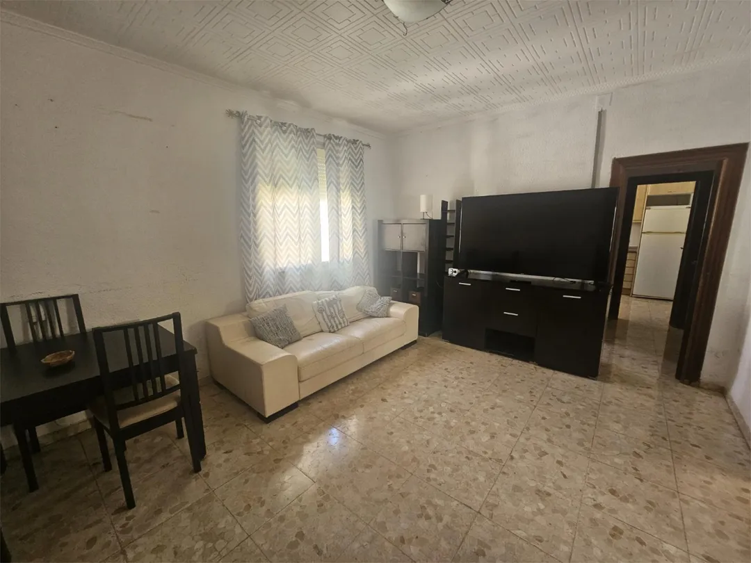 Piso en  Calle Teniente Salvio Ravassa 1 - Foto 8