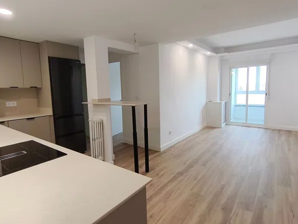 Piso en Via de Ramón Pignatelli, 11, Pinares de Venecia - Foto 2