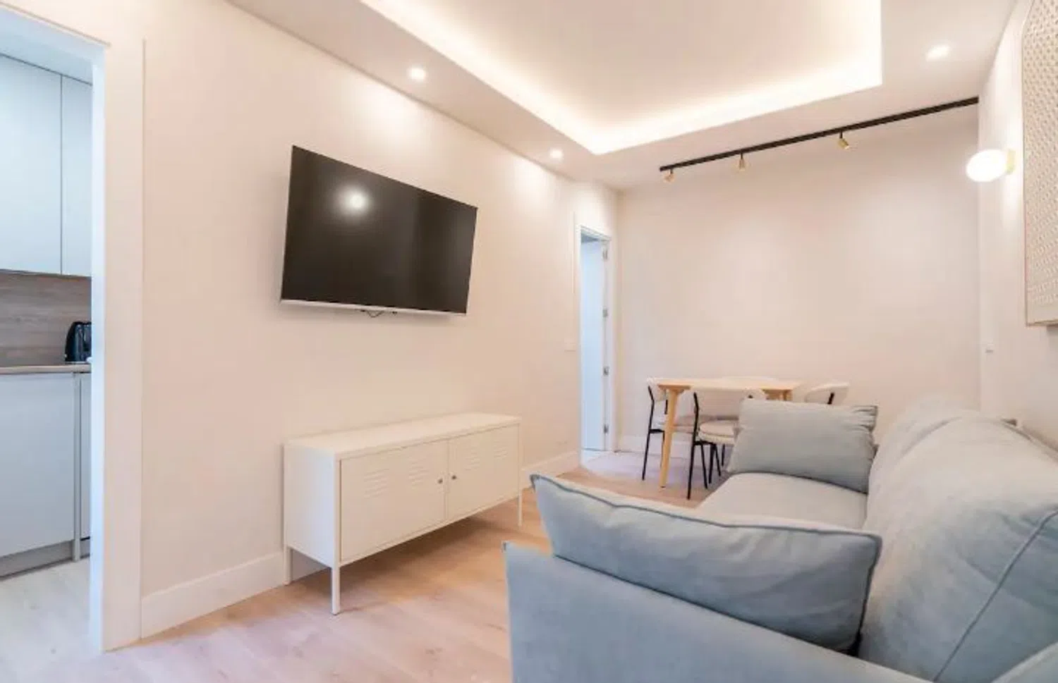 Piso en calle Ceres, 25