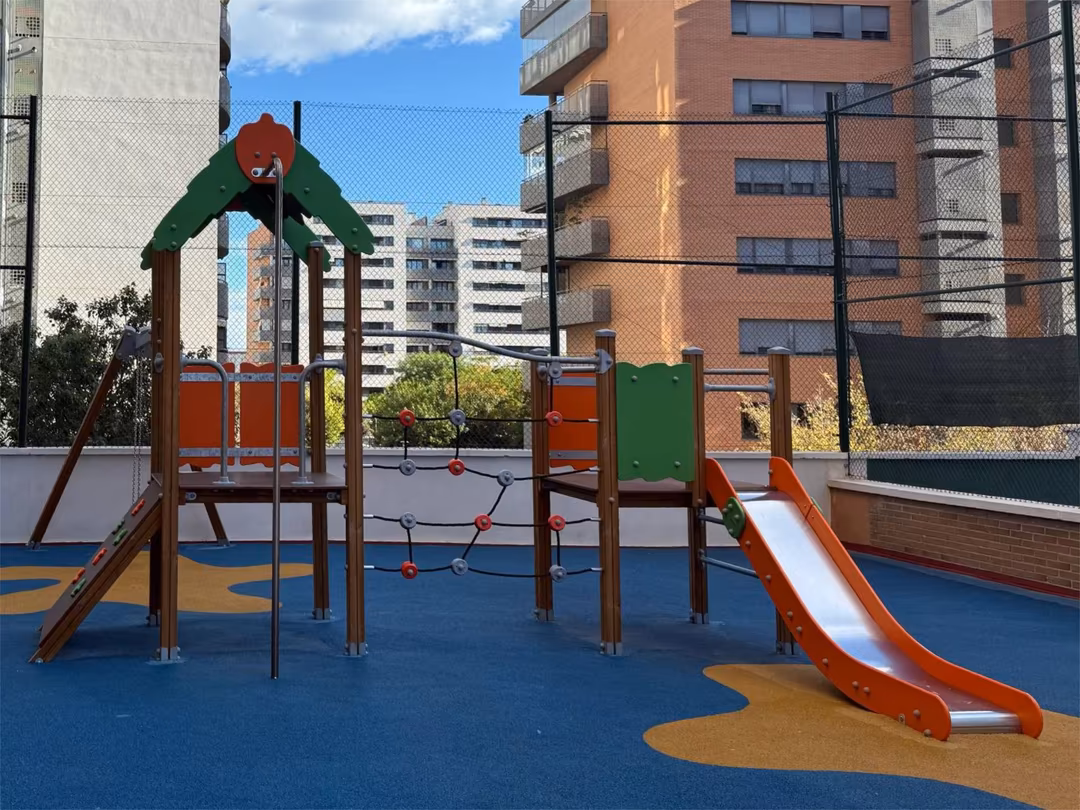 Piso en  Carrer de Santa Genoveva Torres 30 - Foto 13