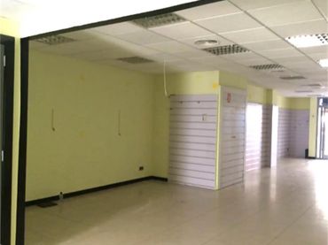 Local comercial en  Carrer del Progrés 90 - Foto 4