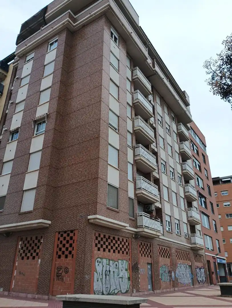 Piso en  Calle Ronda Sur 43 - Foto 4