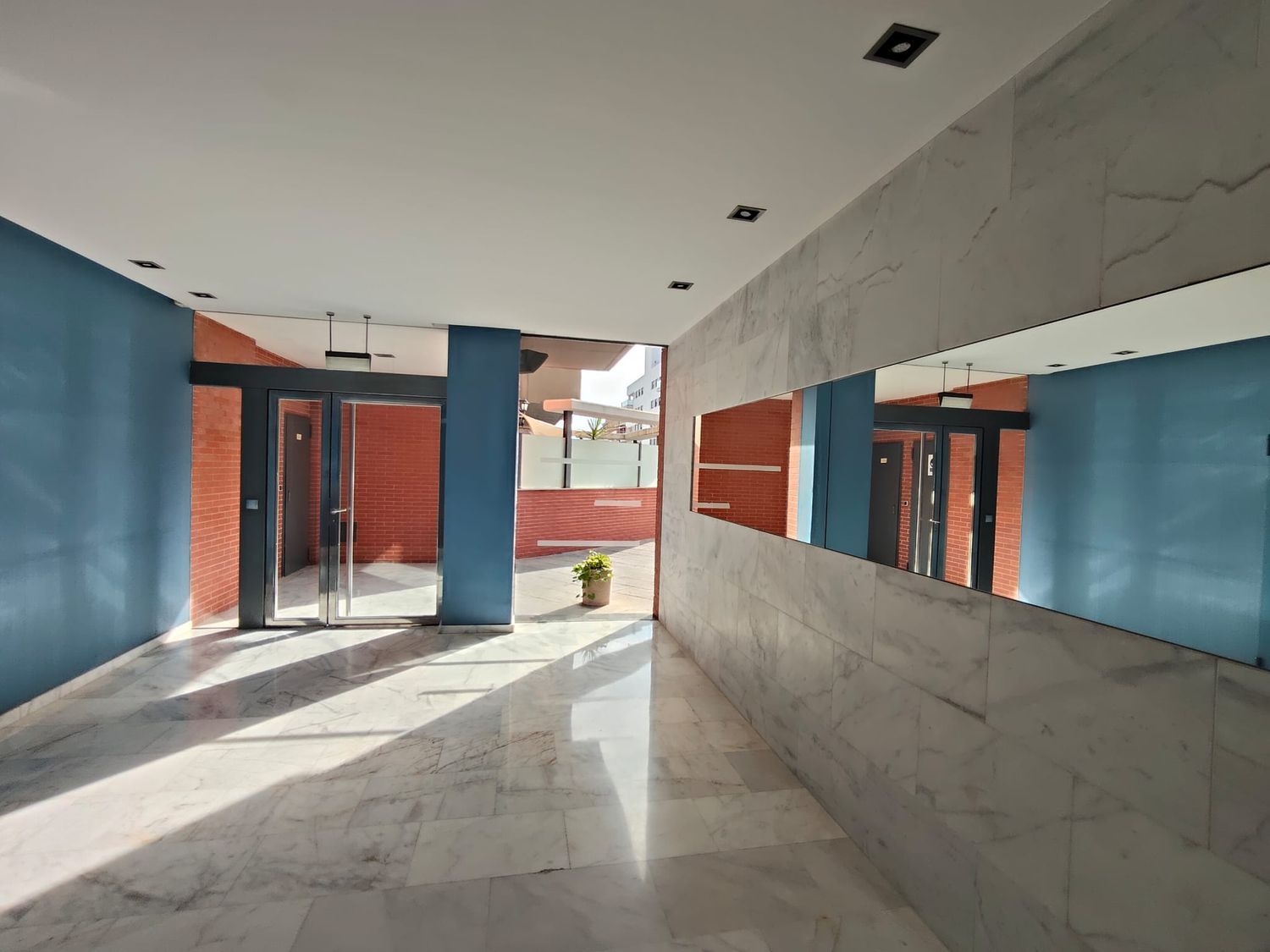 Piso en calle Poeta José Agustín Goytisolo, 12 - Foto 5