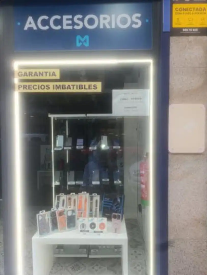 Local comercial en Centro - Foto 2