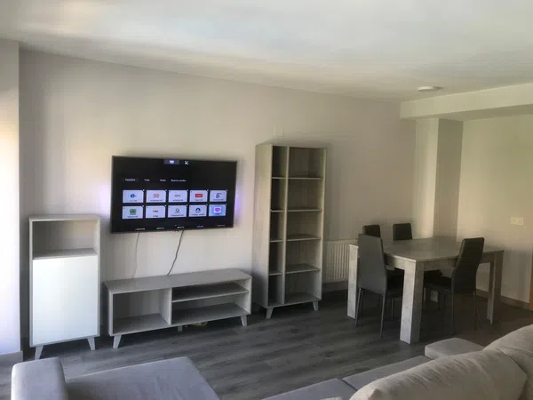 Piso en calle Juan Genovés, 1