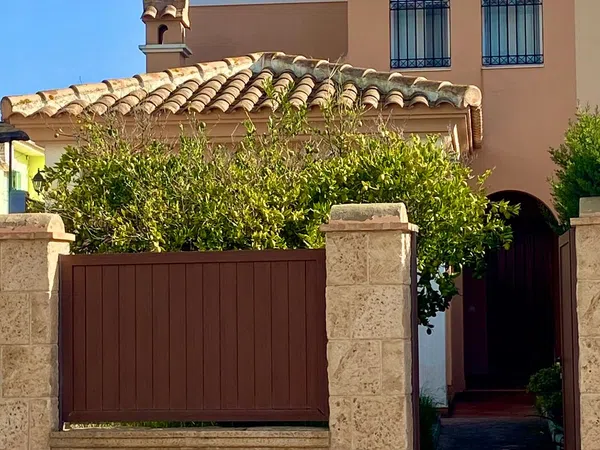 Chalet pareado en Ronda de Valle Inclán, 16 - Foto 1