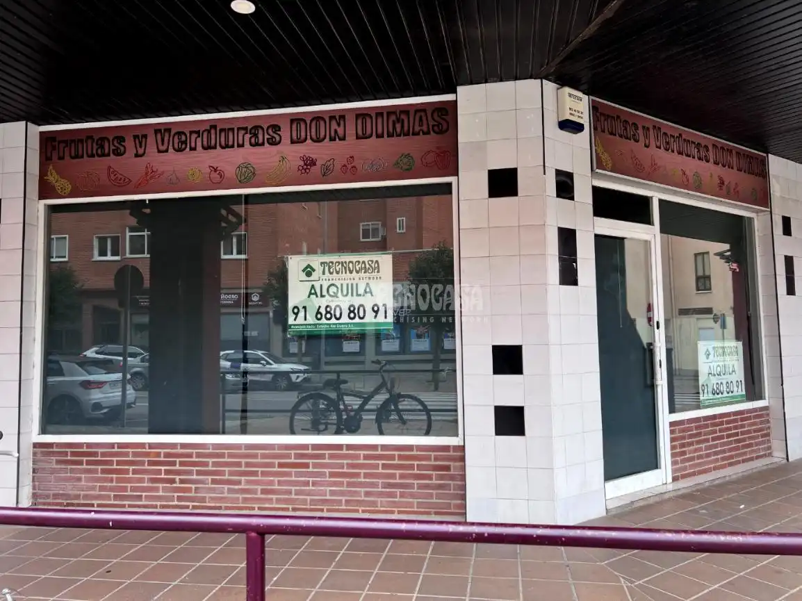 Local comercial en Leganés - Foto 2