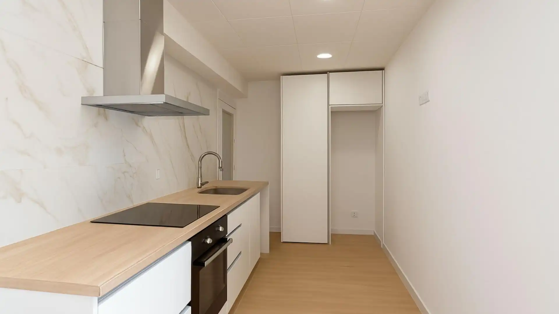 Piso en  Avinguda Sant Esteve 67 - Foto 1