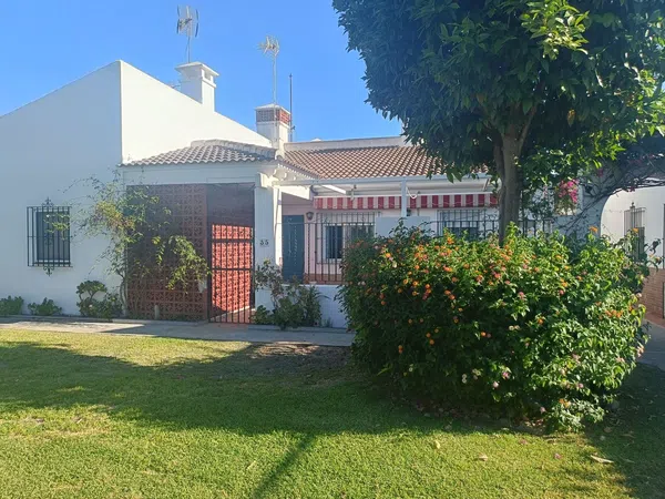 Chalet adosado en Sector L, 100 - Foto 1