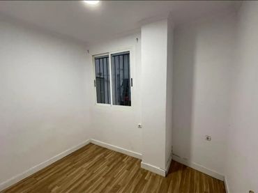 Piso en  Carrer de Xiva 42 - Foto 8