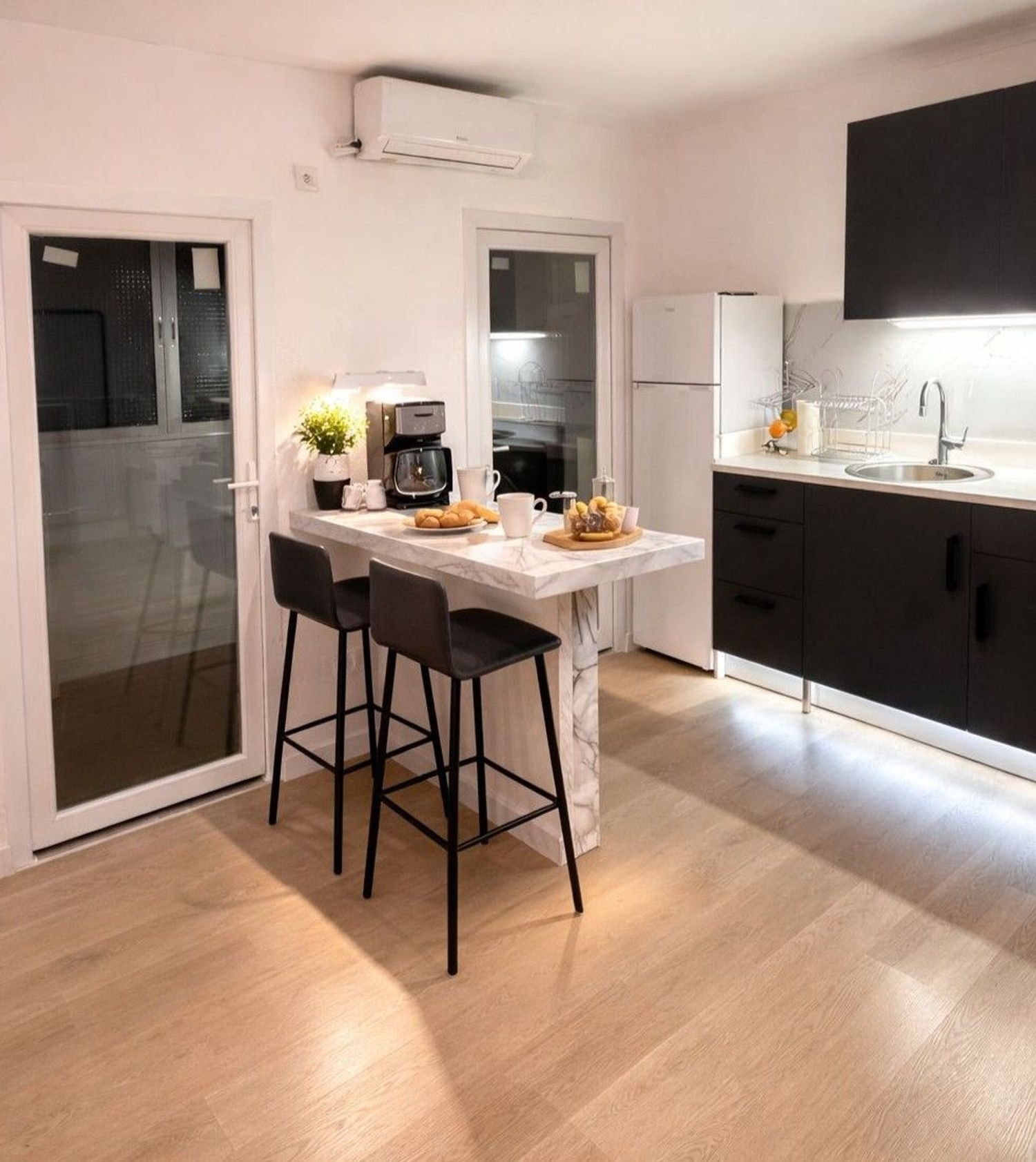 Piso en glorieta de la Armada Española, 1 - Foto 1