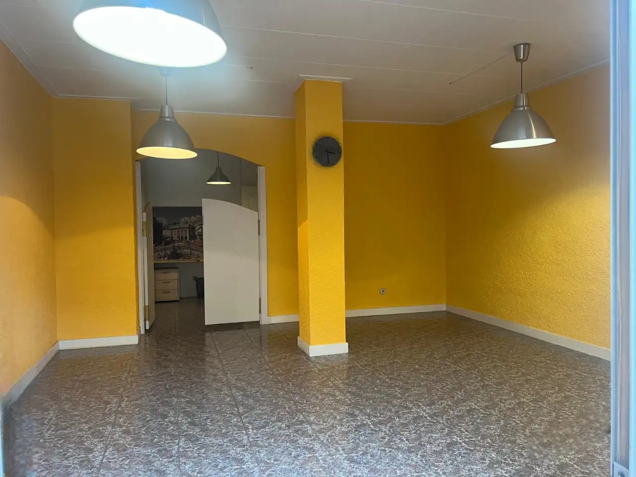 Local comercial en Mollet del Vallès - Foto 3