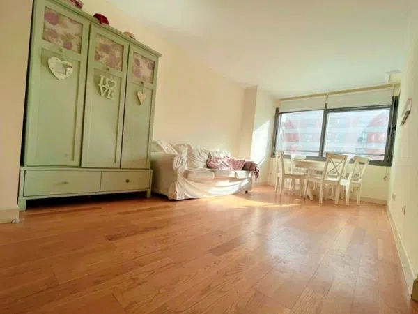 Piso en calle de Rafael Bergamín, 5