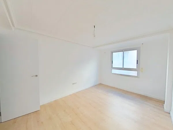 Piso en San Ramón y Monte de Piedad - Foto 10