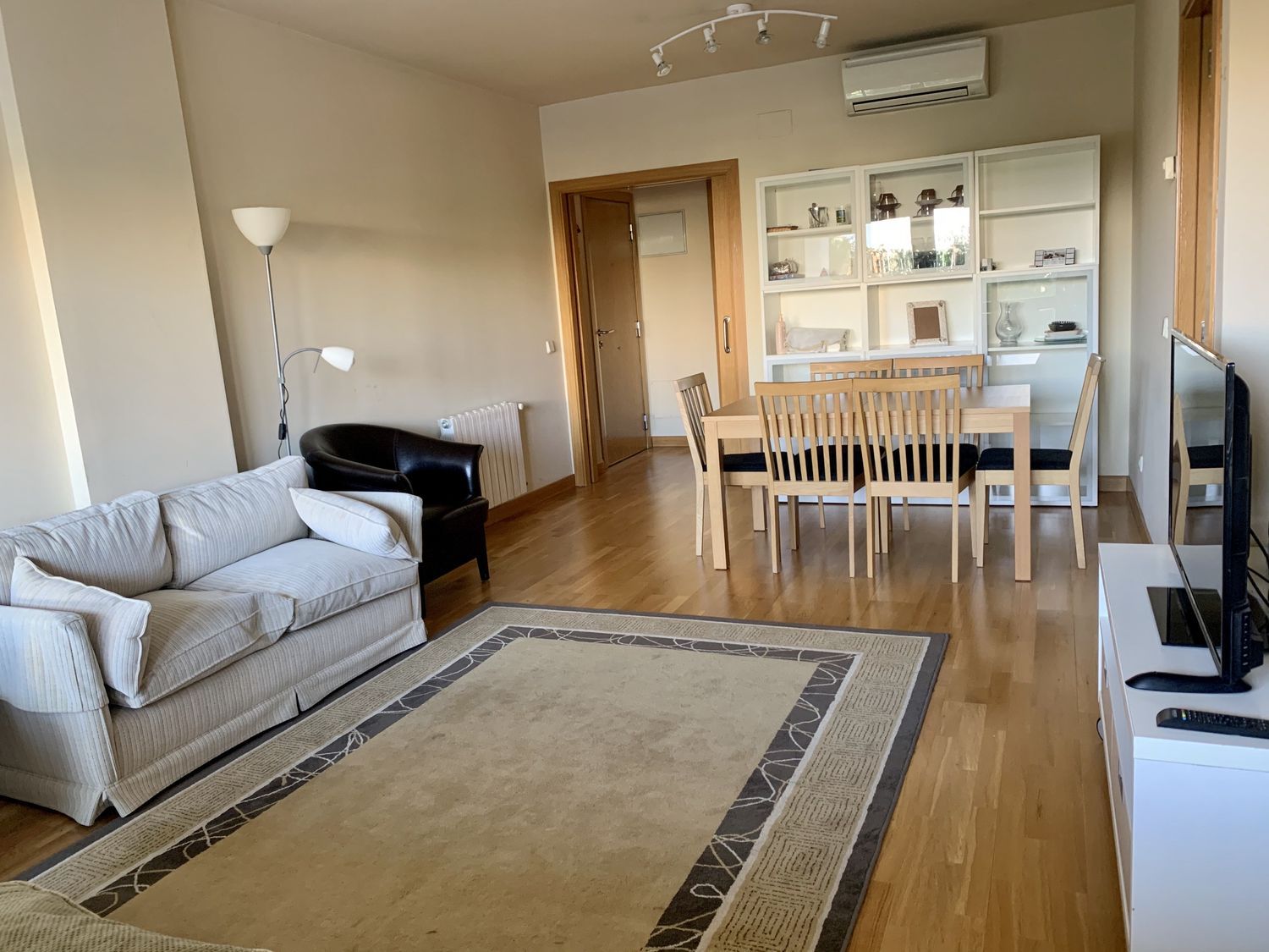 Piso en calle Embalse de Valmayor, 41 - Foto 4