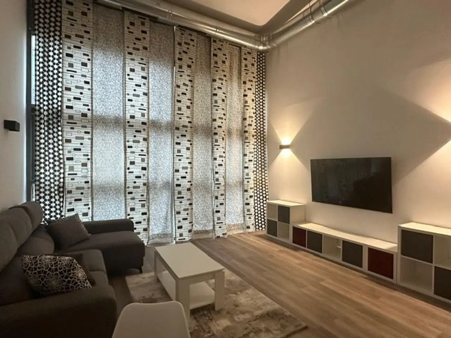 Estudio en calle Antonio Suárez, 10 - Foto 1