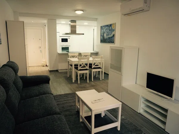 Piso en calle Simeón Giménez Reyna, 18