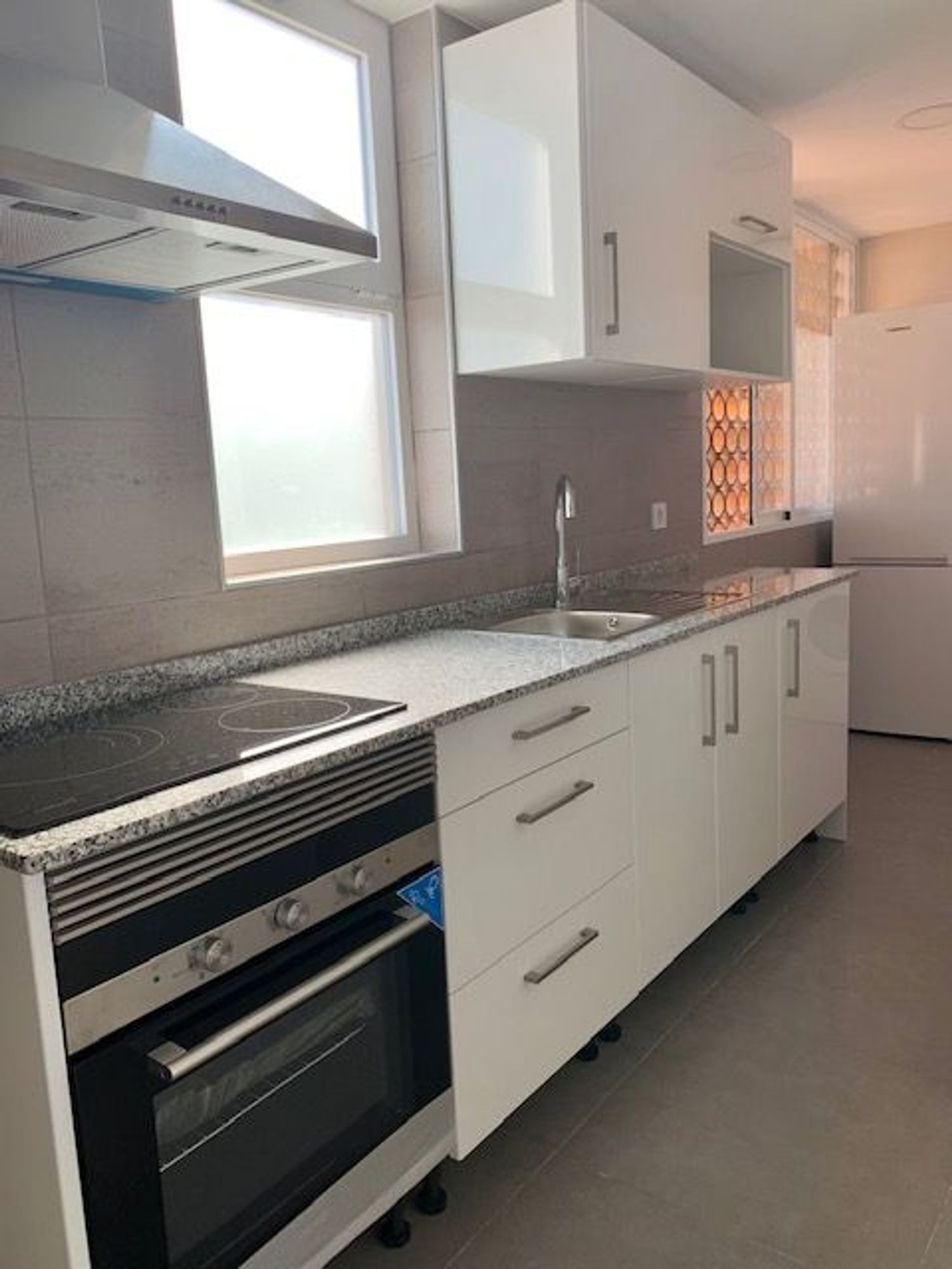 Piso en calle de Bruselas, 9 - Foto 9