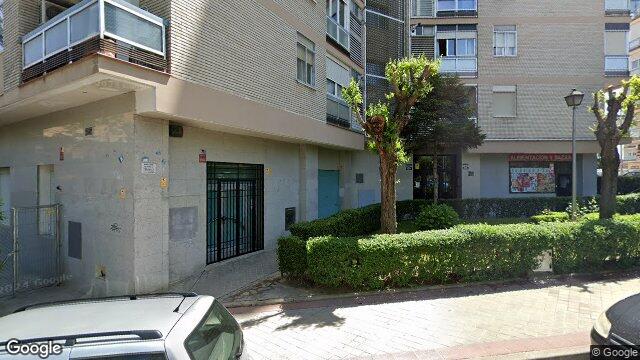 Vista de la calle de Piso en Calle Villamanín, 27