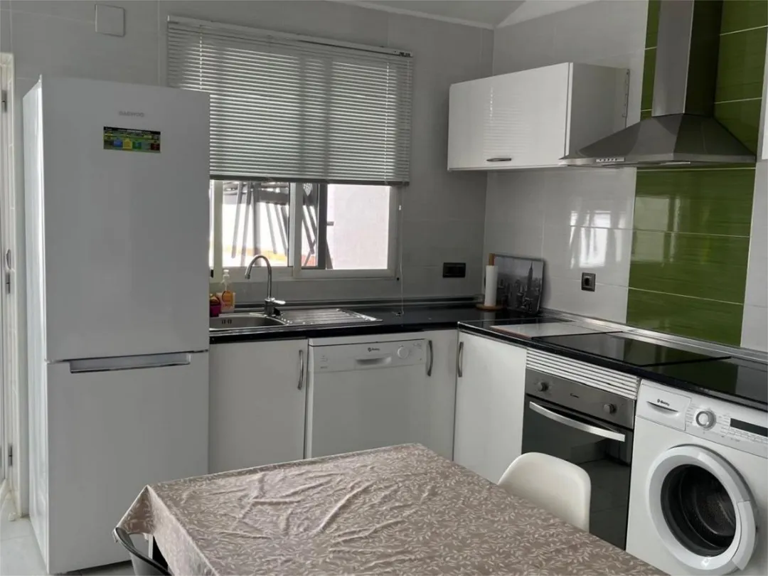 Casa adosada en  Calle Nidos 21 - Foto 6