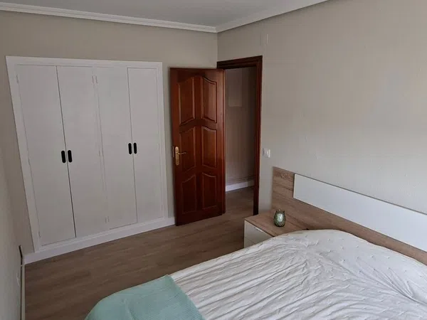 Chalet adosado en Iscar - Foto 7