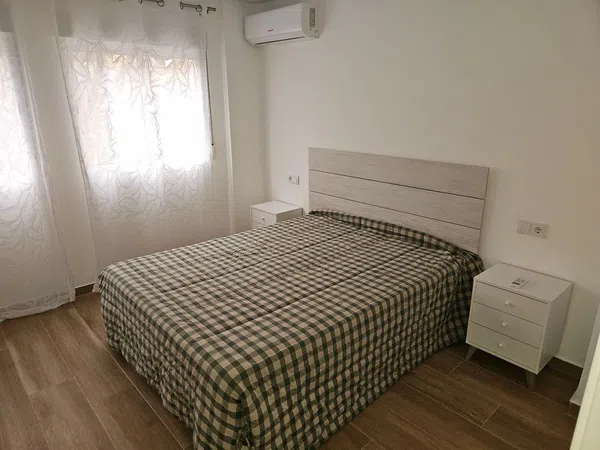 Piso en calle Obispo Ciriaco Benavente, 1