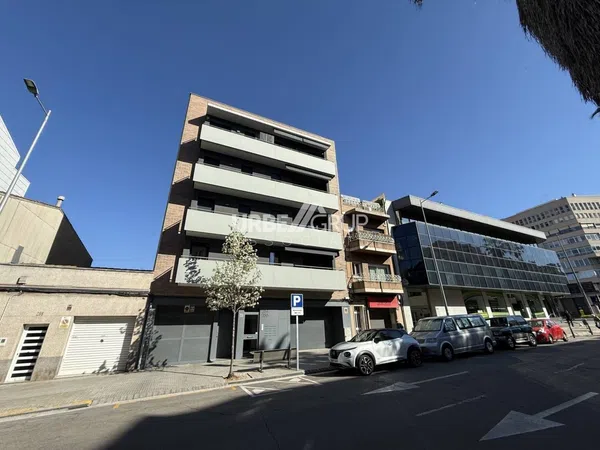 Dúplex en Avenida de l'Abat Marcet, Zona Esportiva - Foto 1