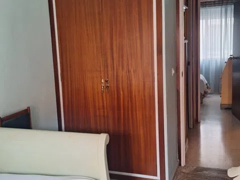 Piso en calle Orense, 21