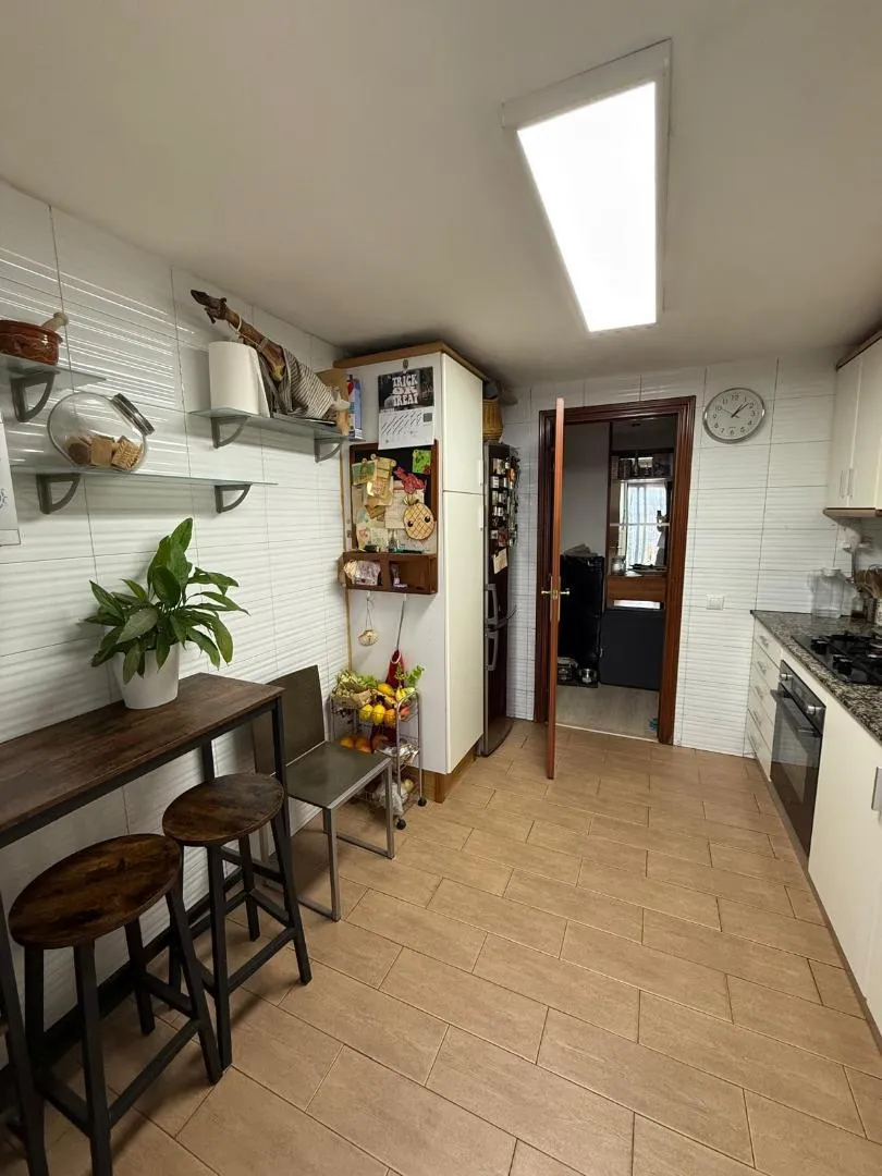 Piso en  Carrer d'Antoni Sedó 48A - Foto 3