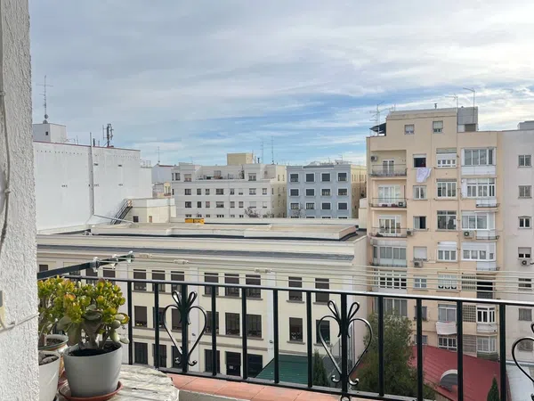 Ático en calle de Lucio del Valle, 17