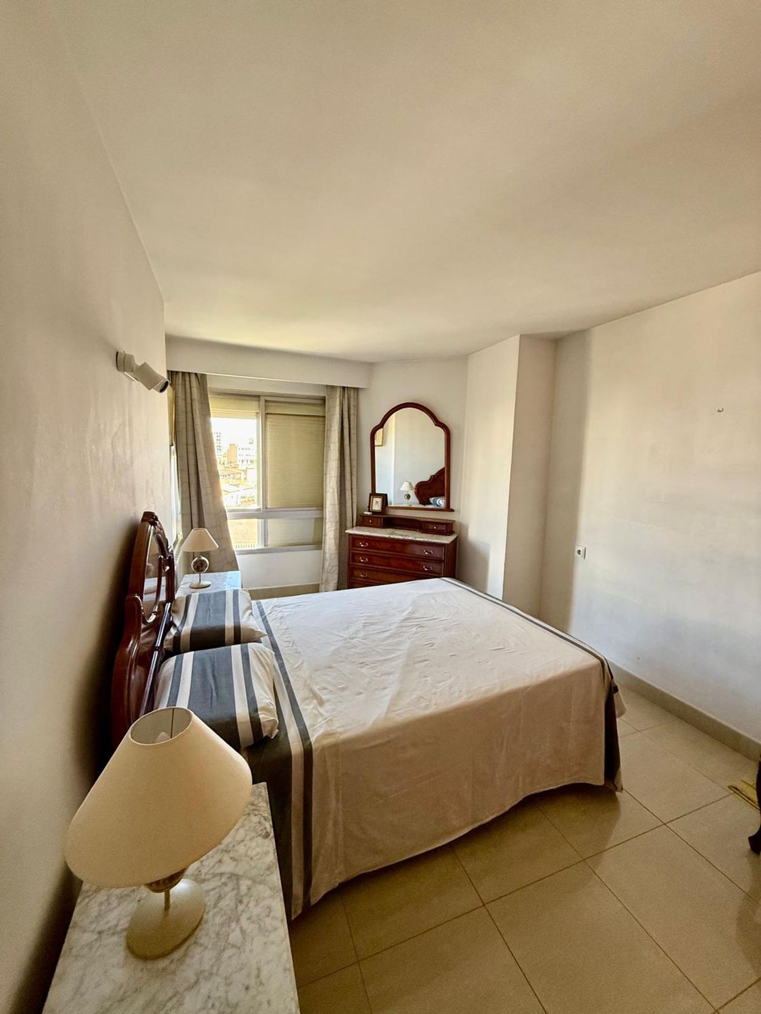 Piso en calle de Ramon Berenguer III, 1 - Foto 8