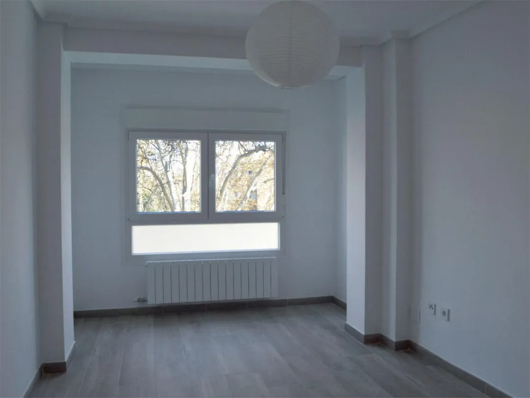 Piso en  Vía de Ramón Pignatelli 45 - Foto 8