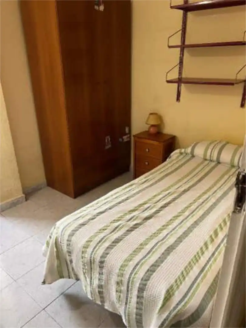 Piso en Universidad - Foto 4