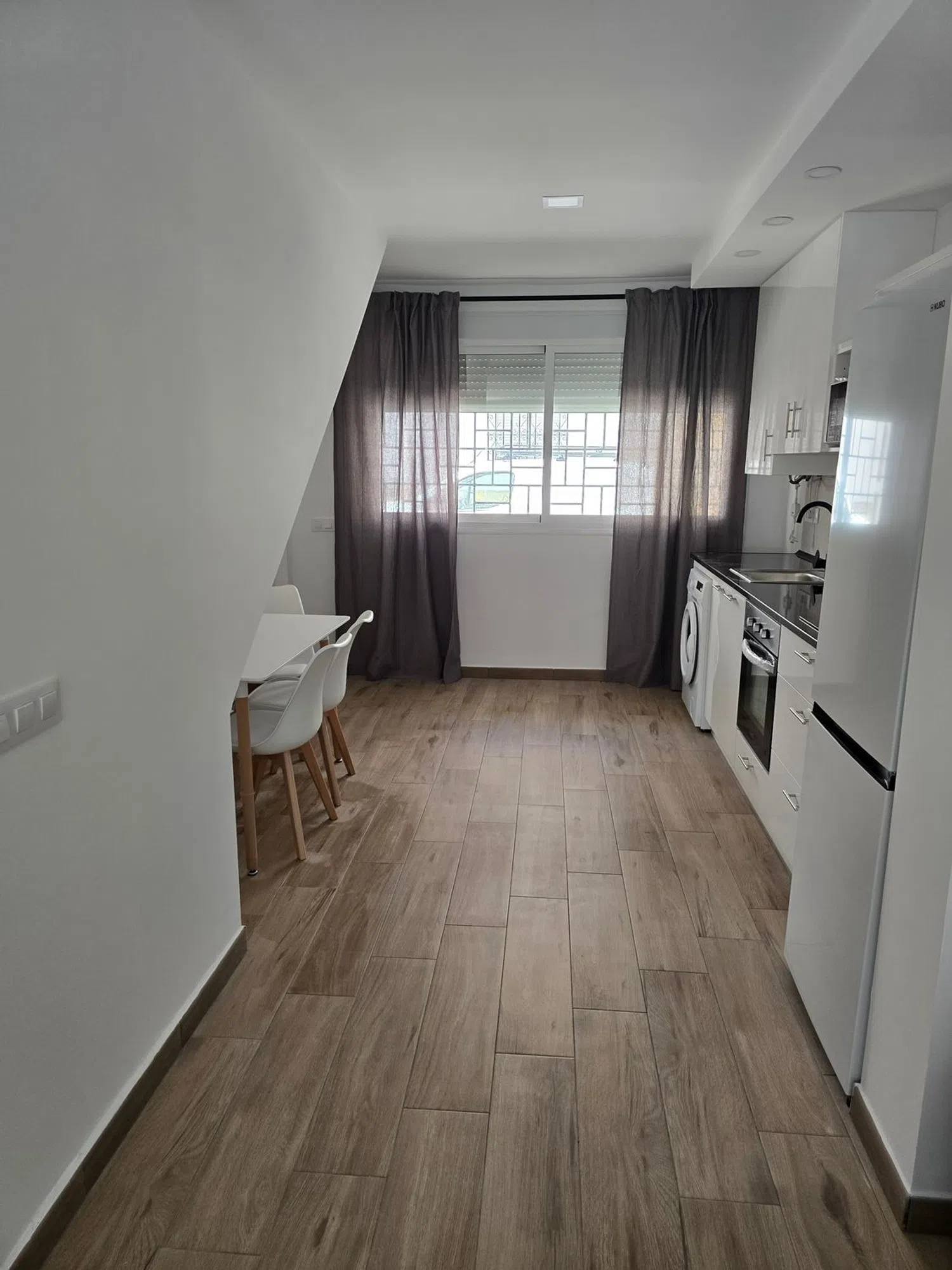 Estudio en calle Ramírez Arcas, 46 - Foto 1