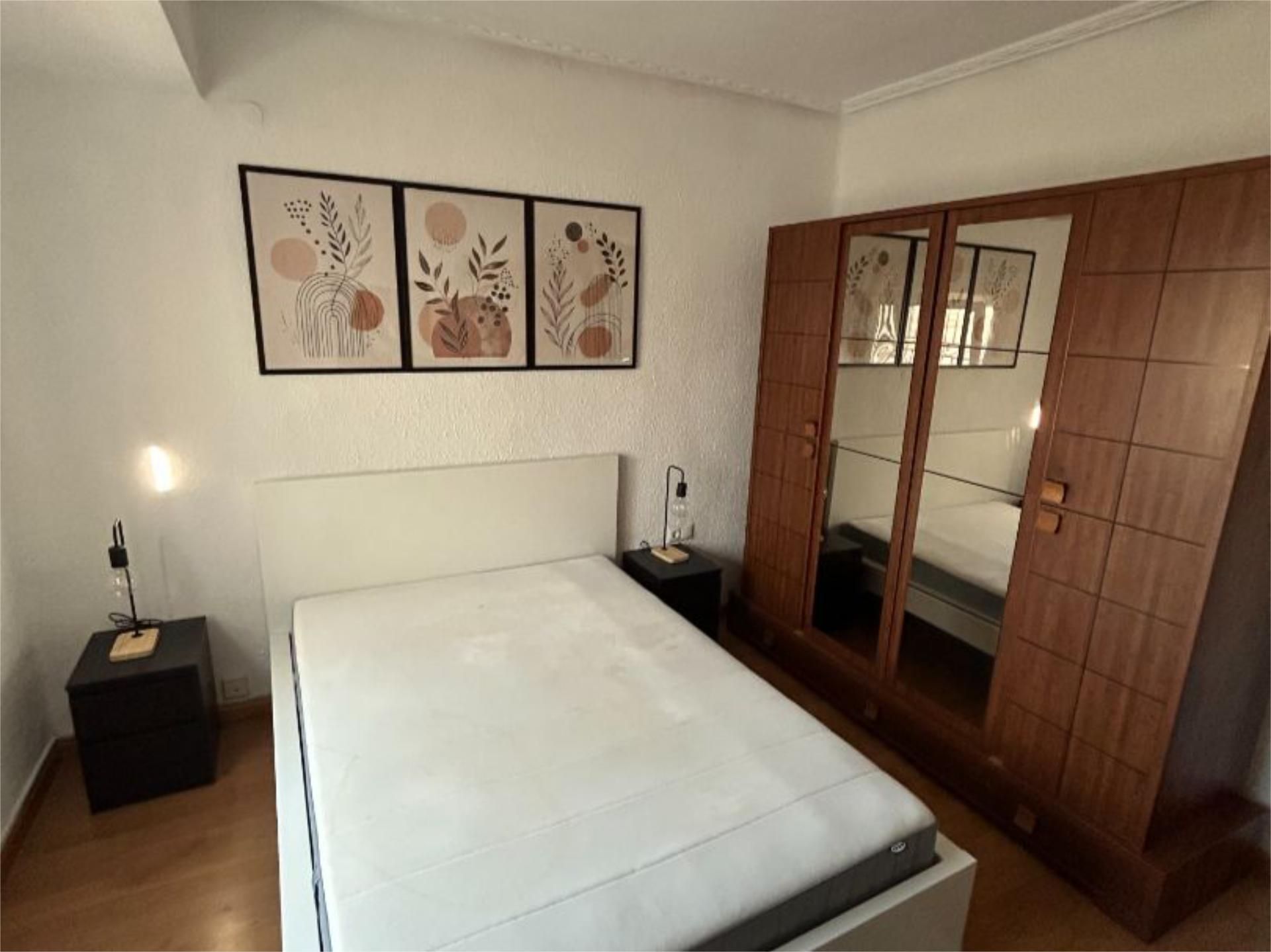 Piso en calle de València 30 - Foto 3