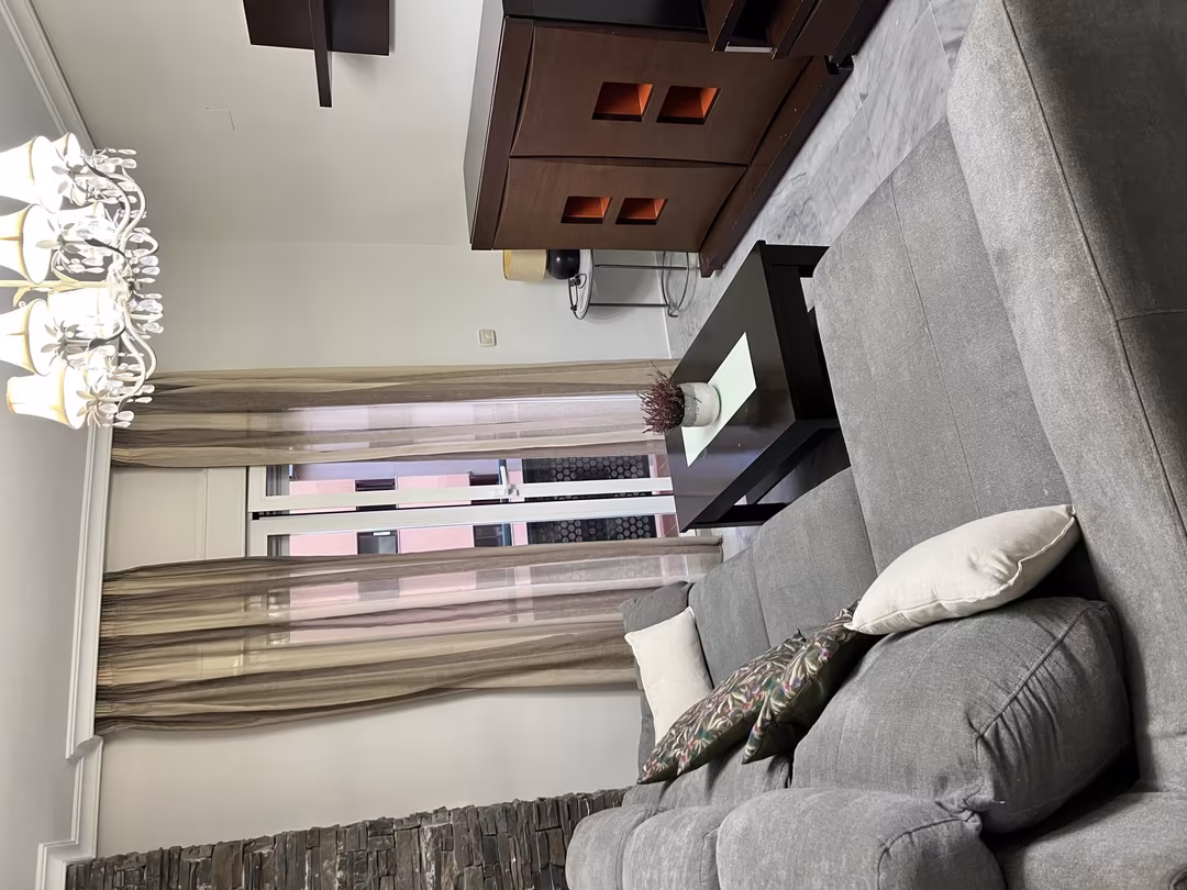 Piso en  Avenida de las Ciencias 25